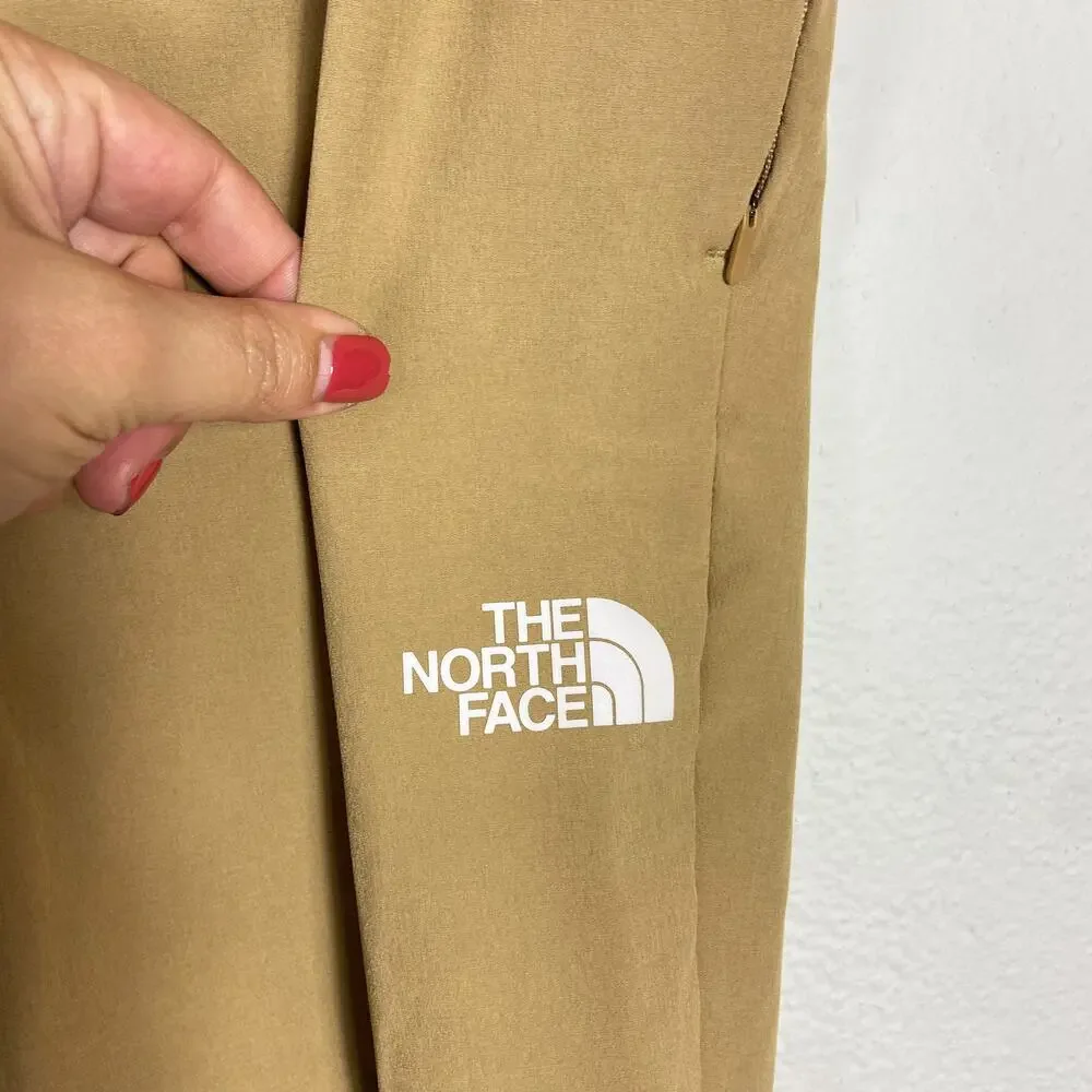 The North Face jogger dwr way